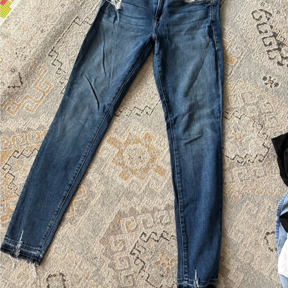 Frame Denim Skinny Jeans size 28